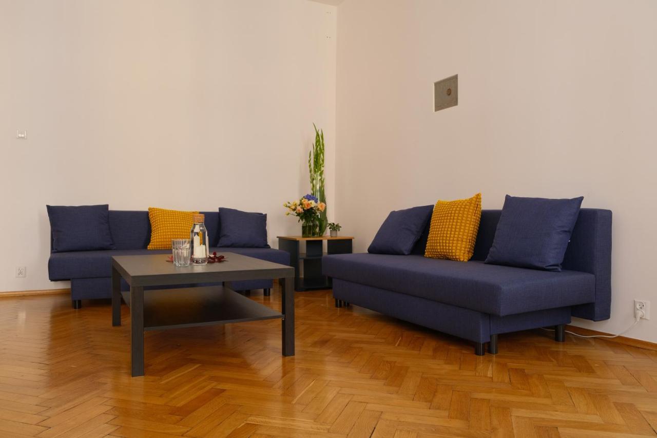 Apartamenty Nic Kraków Exteriör bild